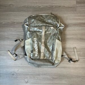 Patagonia Black Hole backpack